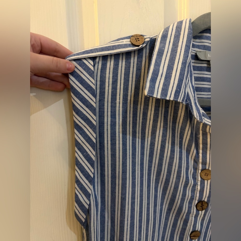 J. GEE Blue & White Striped Sleeveless Button Front Top | Size M Cotton Blend - Picture 3 of 8